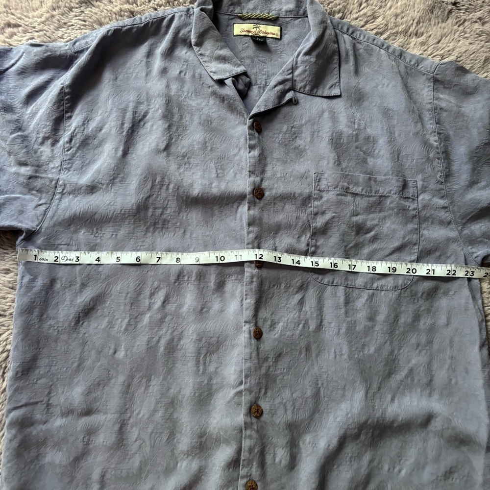 ⭐️⭐️⭐️Men’s Tommy Bahama 100% Silk Relax shirt Hawaiian Blue size Large - Picture 7 of 12